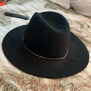 Back Hat with Gold Wire Rim